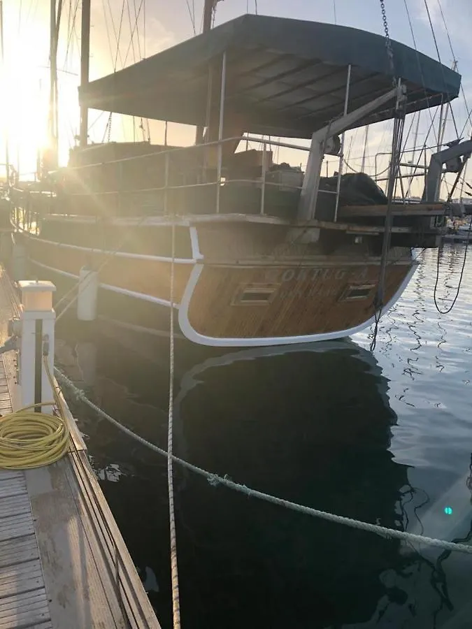 Botel Goktuga Boat&Breakfast Hotel Syracuse
