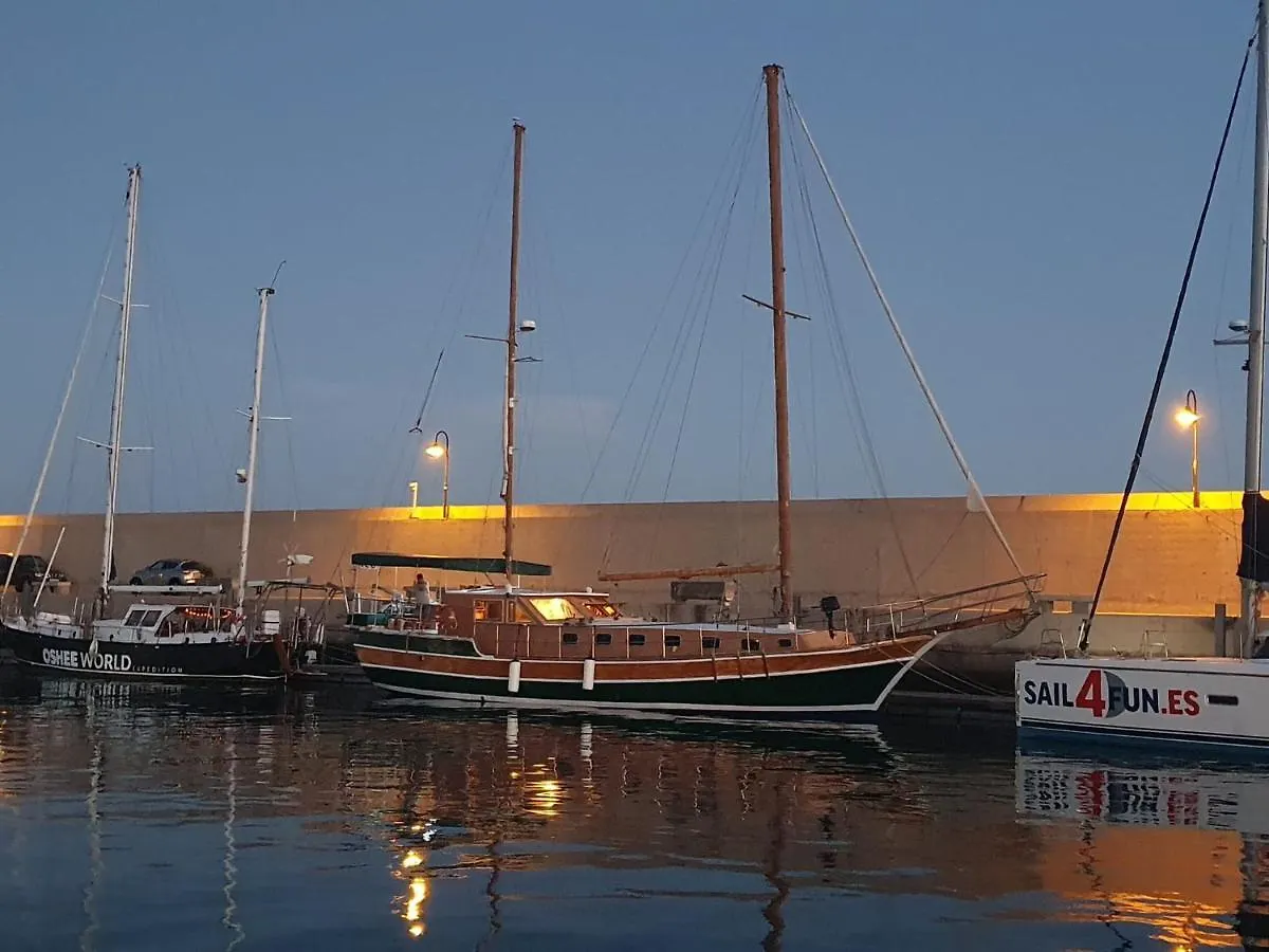 Botel Goktuga Boat&Breakfast Hotel Syracuse Itália